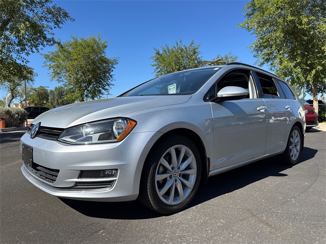 2017 Volkswagen Golf SportWagen SE