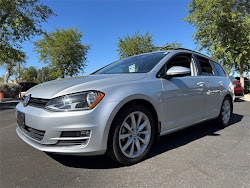 2017 Volkswagen Golf SportWagen SE