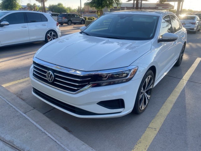 2022 Volkswagen Passat 2.0T SE