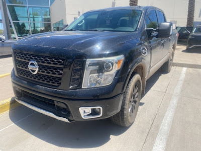 2017 Nissan Titan