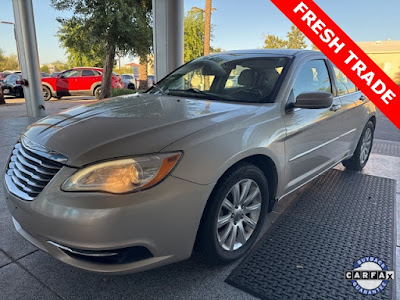 2013 Chrysler 200