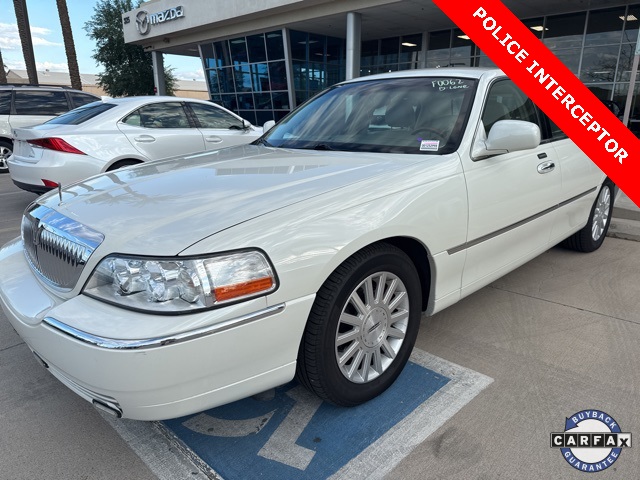 2004 Lincoln Town Car Ultimate