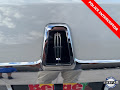 2004 Lincoln Town Car Ultimate