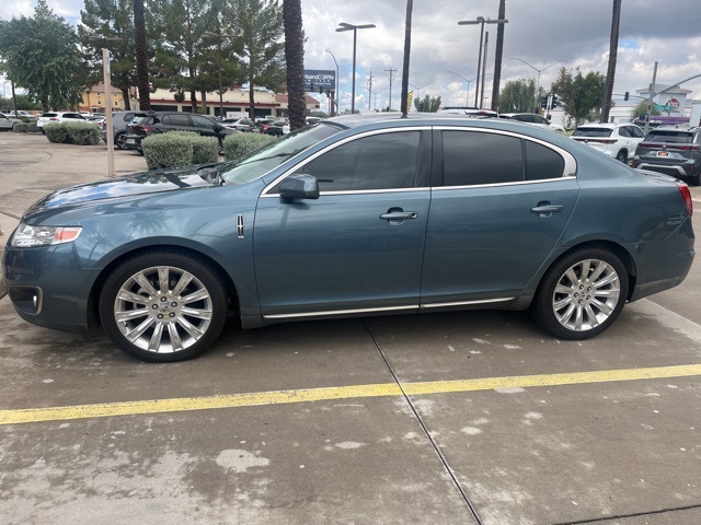 2010 Lincoln MKS Base