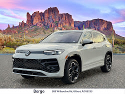 2026 Volkswagen Tiguan 2.0T SEL R-Line Turbo