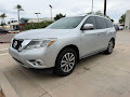 2016 Nissan Pathfinder SV