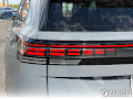 2027 Volkswagen Atlas SE w/Technology