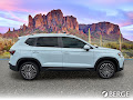 2027 Volkswagen Taos 1.5T SE